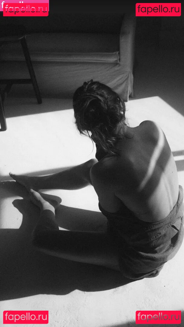 Serinda Swan Onlyfans Photo Gallery 