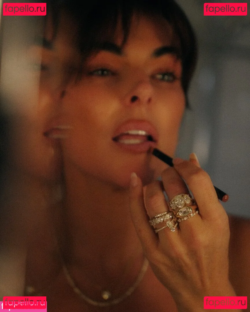 Serinda Swan Onlyfans Photo Gallery 