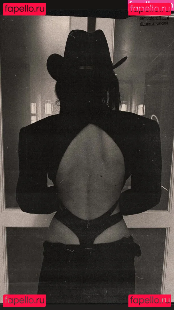 Serinda Swan Onlyfans Photo Gallery 