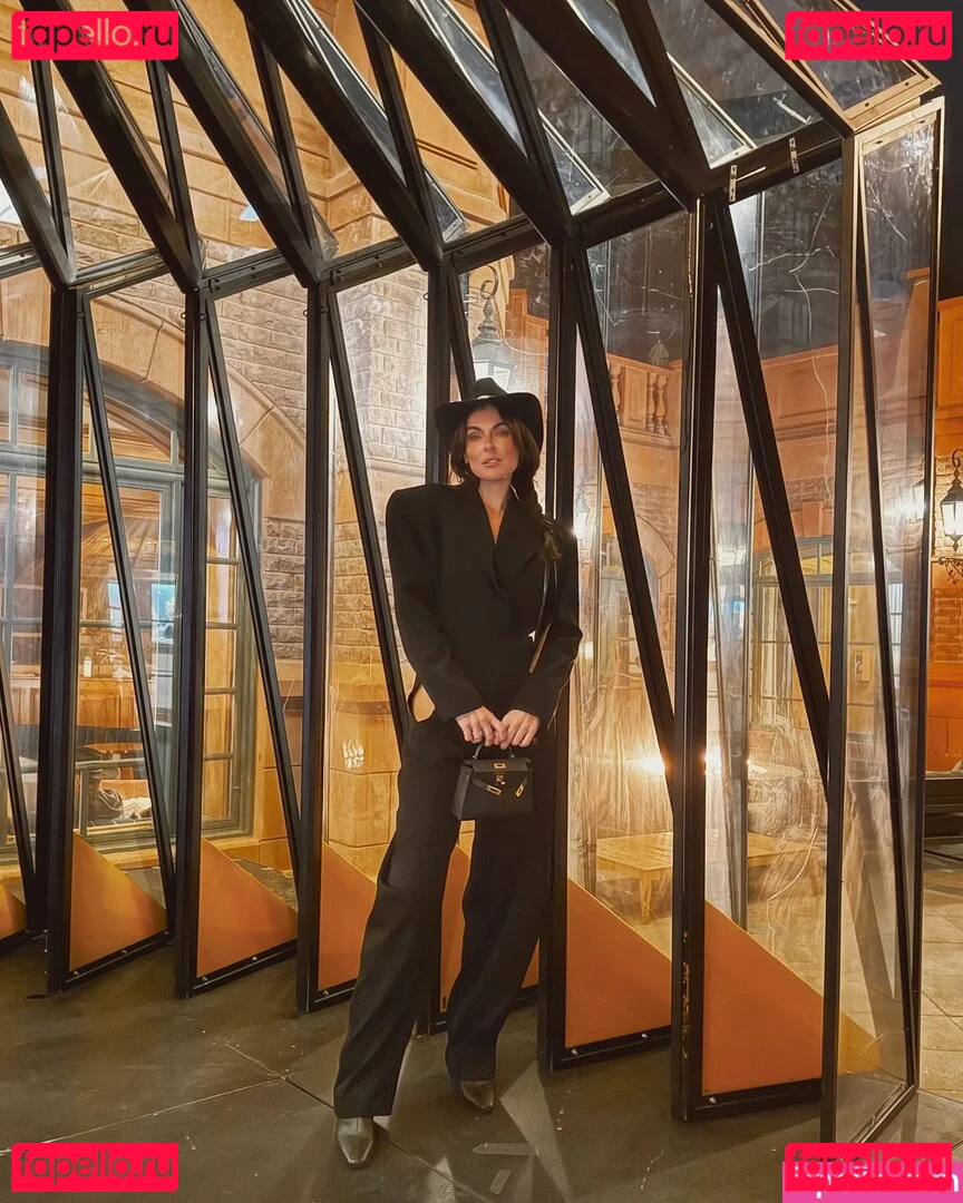 Serinda Swan Onlyfans Photo Gallery 