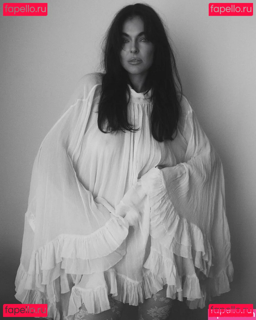 Serinda Swan Onlyfans Photo Gallery 