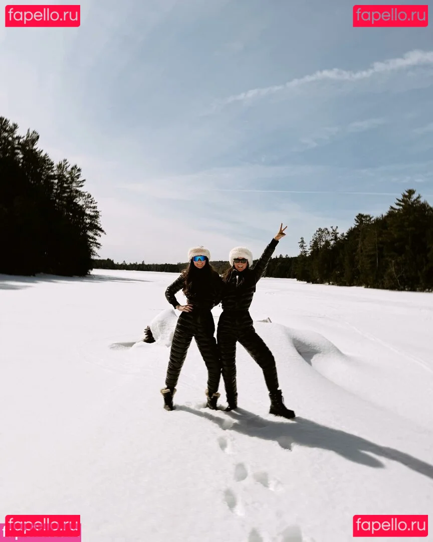 Serinda Swan Onlyfans Photo Gallery 