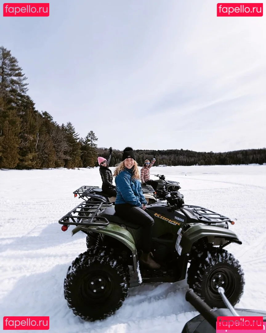 Serinda Swan Onlyfans Photo Gallery 