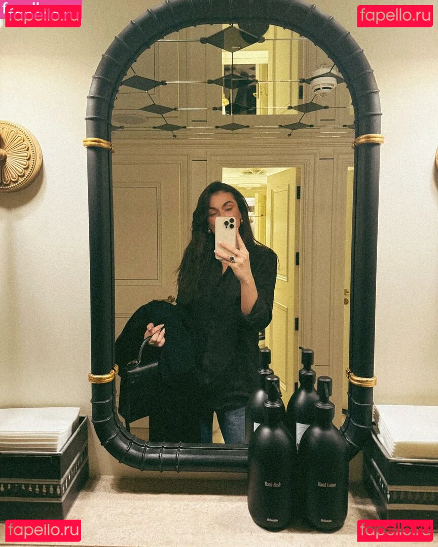 Serinda Swan Onlyfans Photo Gallery 