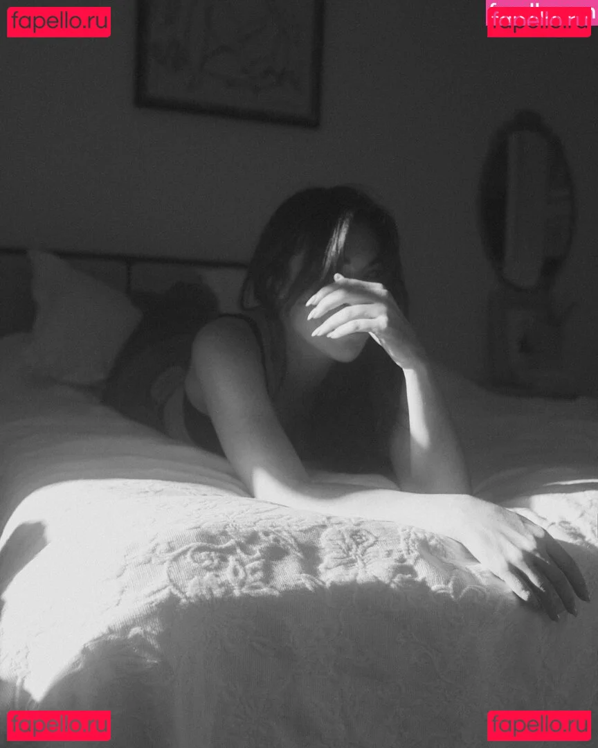 Serinda Swan Onlyfans Photo Gallery 