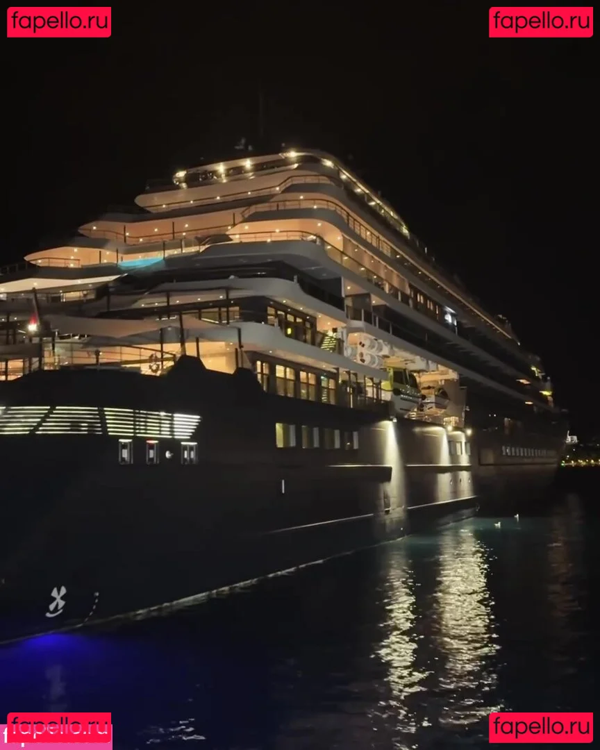 Serinda Swan Onlyfans Photo Gallery 