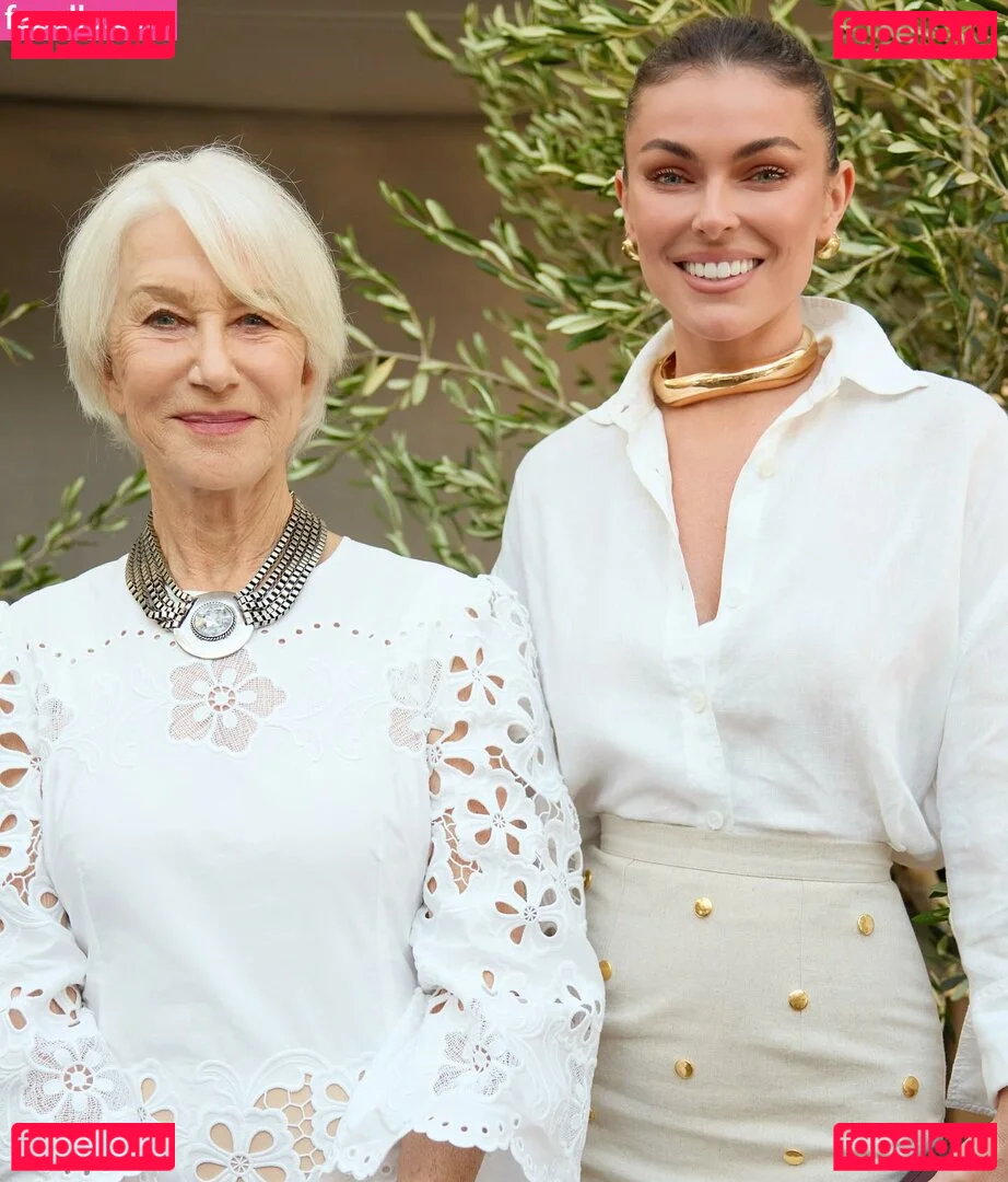 Serinda Swan Onlyfans Photo Gallery 