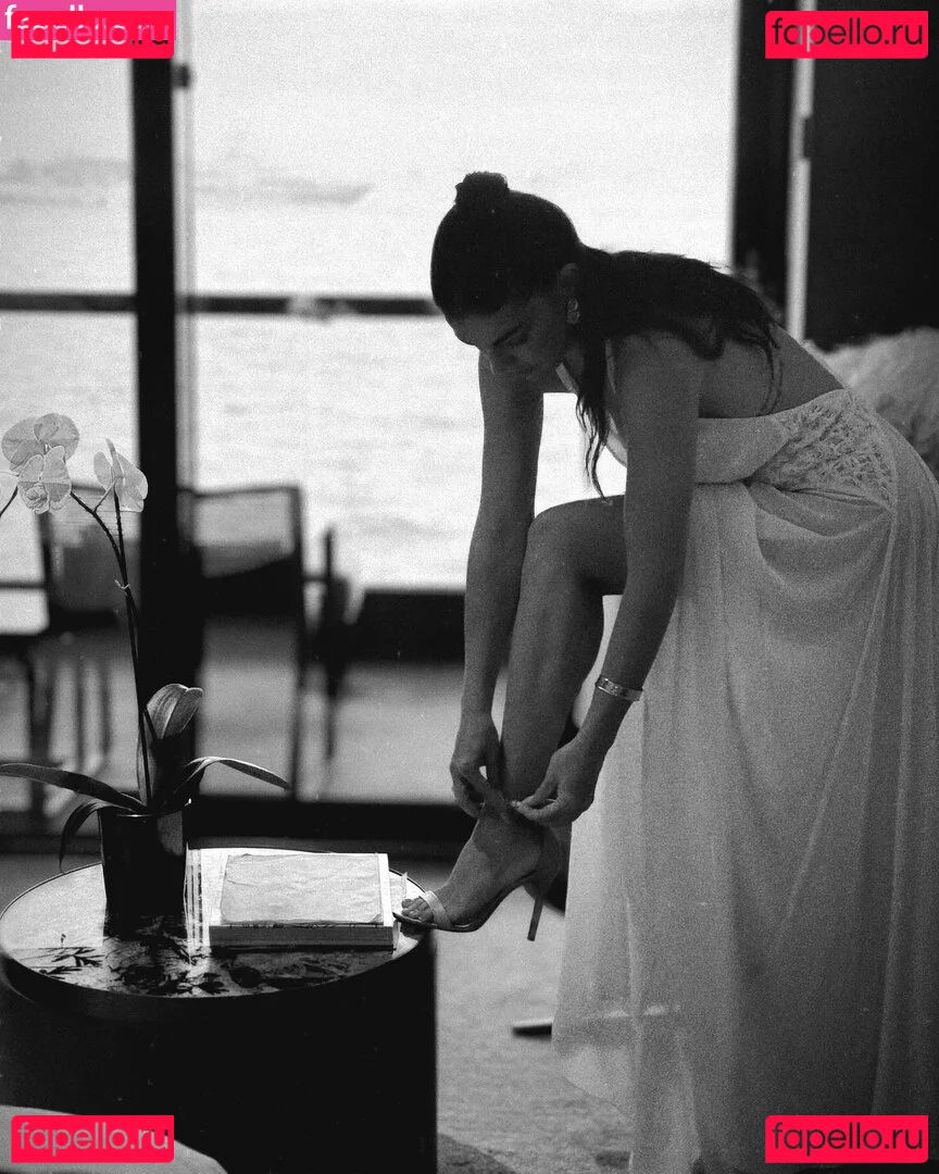 Serinda Swan Onlyfans Photo Gallery 