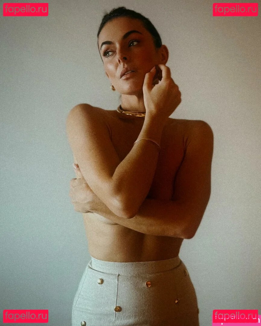 Serinda Swan Onlyfans Photo Gallery 