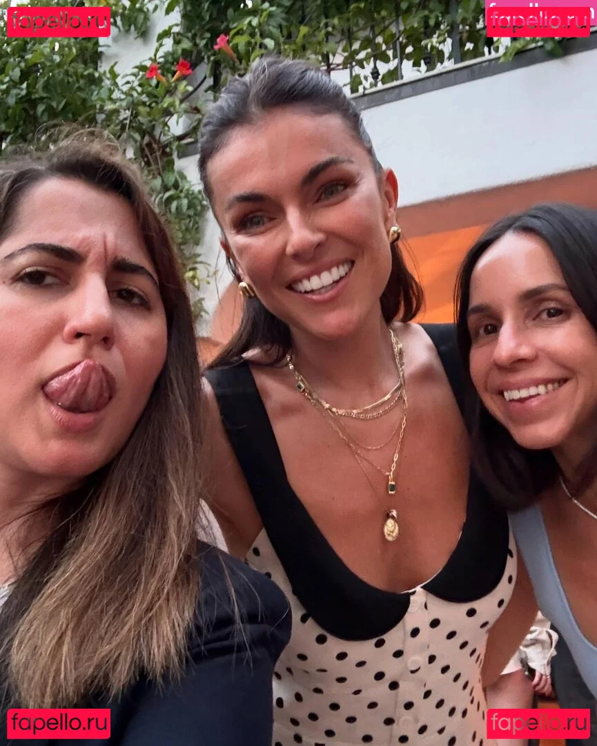 Serinda Swan Onlyfans Photo Gallery 