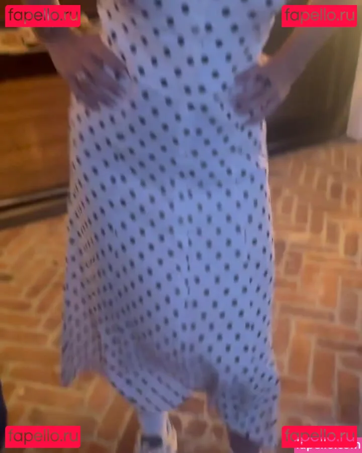 Serinda Swan Onlyfans Photo Gallery 