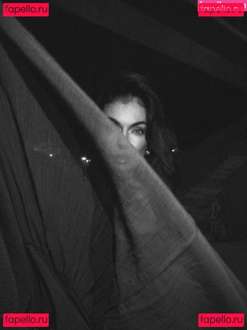 Serinda Swan Onlyfans Photo Gallery 