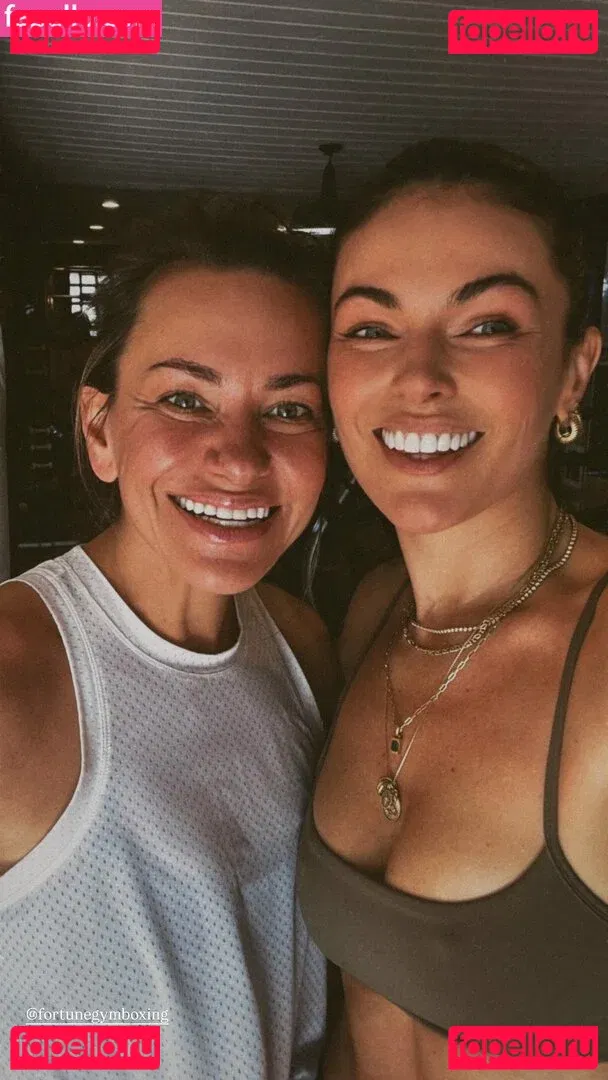 Serinda Swan Onlyfans Photo Gallery 