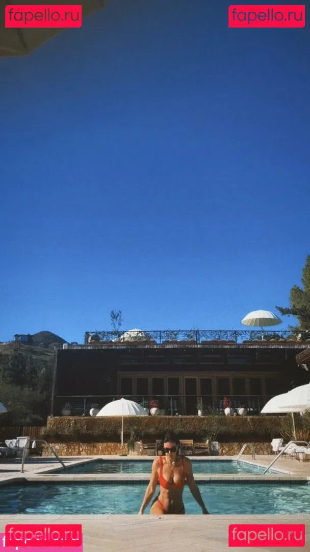 Serinda Swan Onlyfans Photo Gallery 