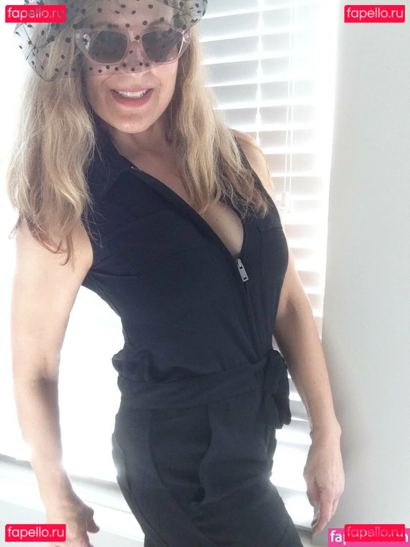 vixenkat Onlyfans Photo Gallery 