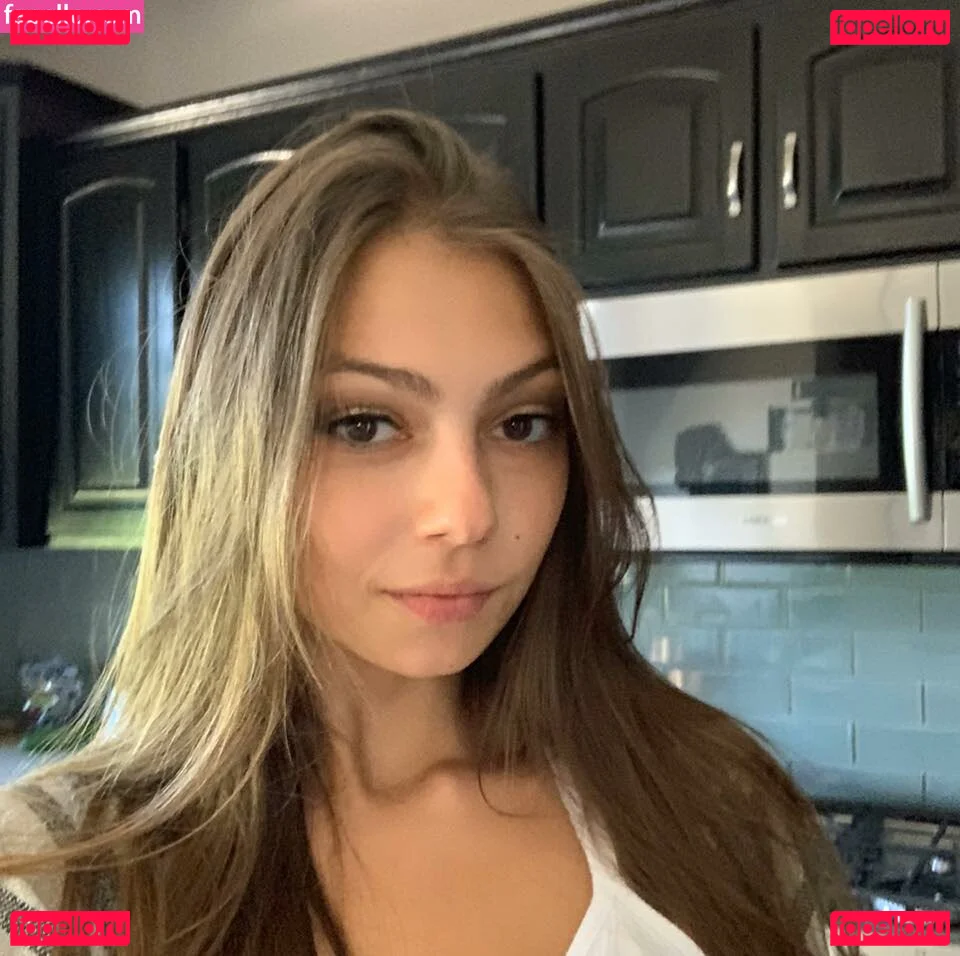 Elena Lukin Onlyfans Photo Gallery 