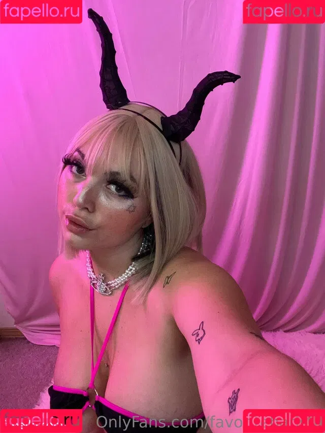 favoritebarista Onlyfans Photo Gallery 