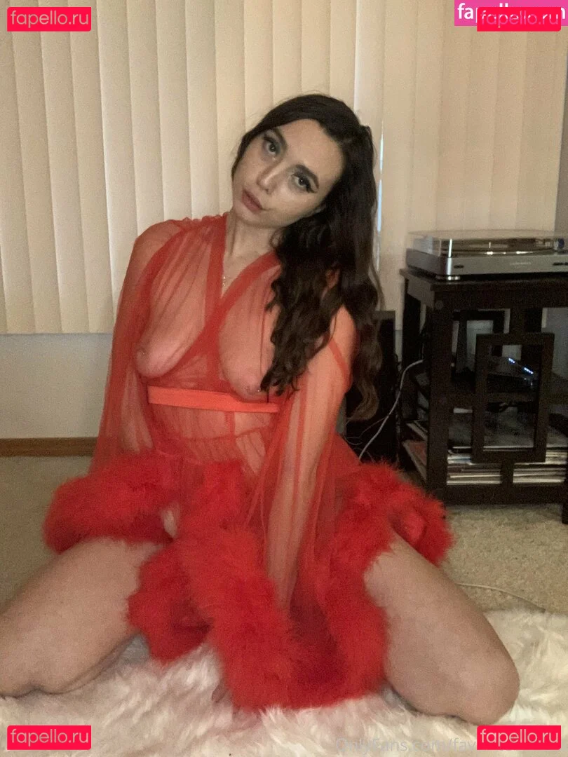 favoritebarista Onlyfans Photo Gallery 