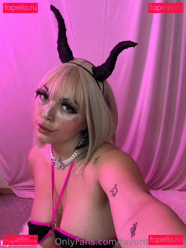 favoritebarista Onlyfans Photo Gallery 