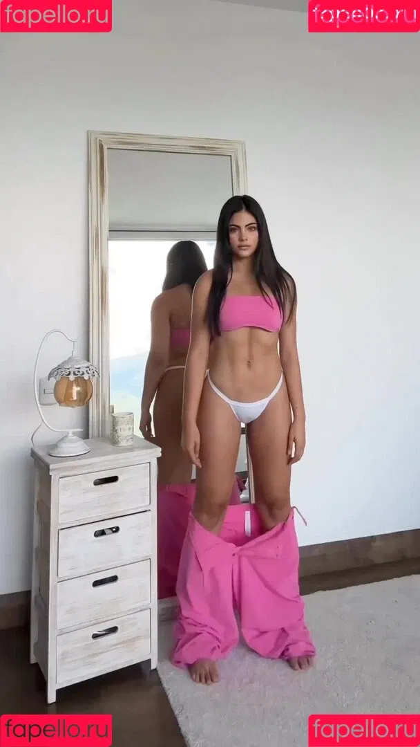 Sara Orrego Onlyfans Photo Gallery 