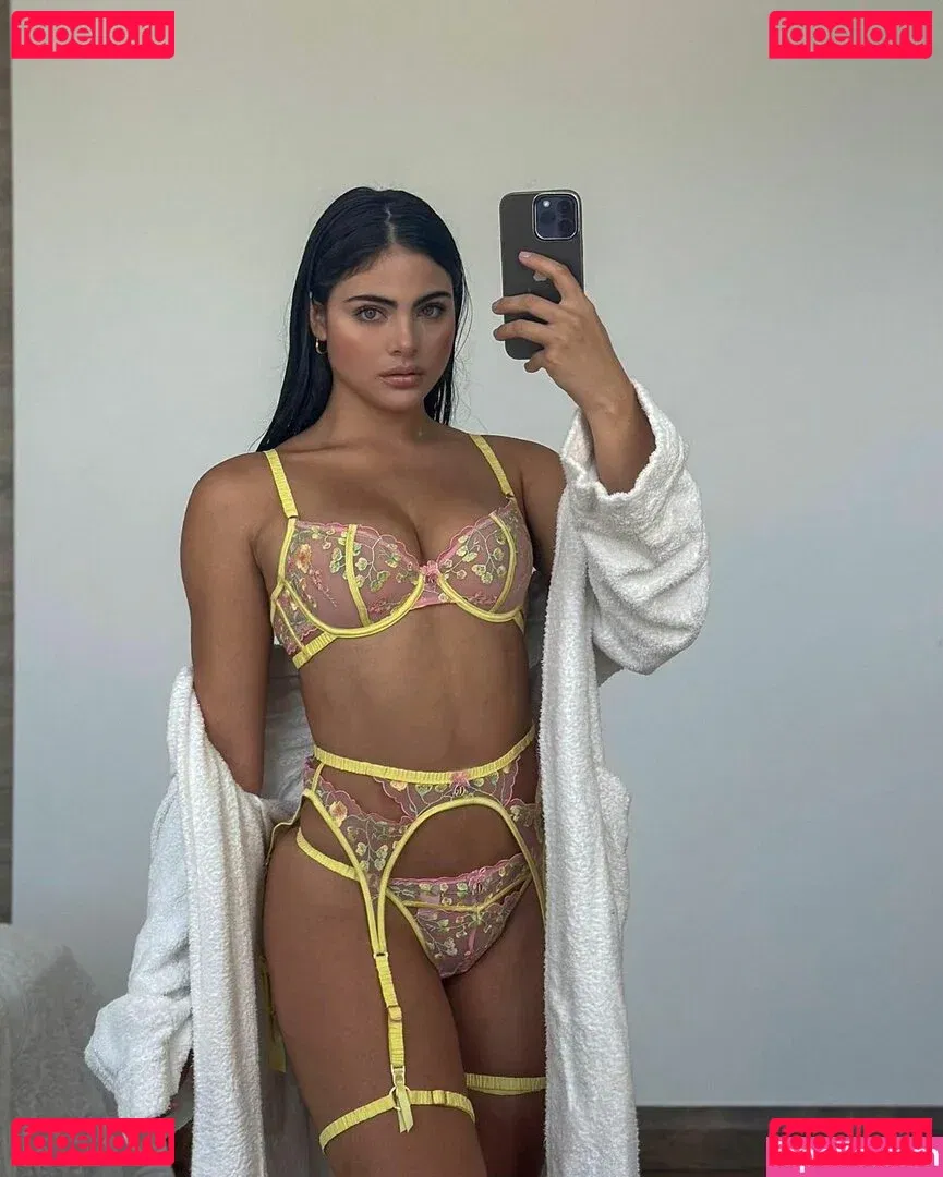 Sara Orrego Onlyfans Photo Gallery 