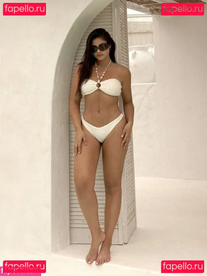 Sara Orrego Onlyfans Photo Gallery 