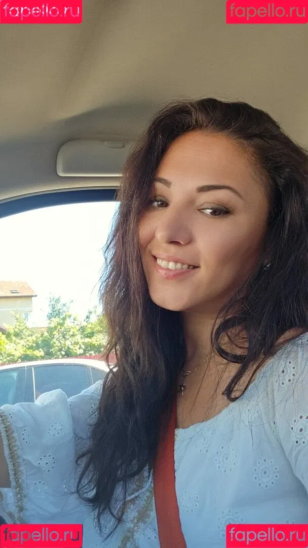 FoxyKara Onlyfans Photo Gallery 
