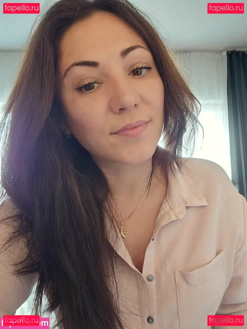 FoxyKara Onlyfans Photo Gallery 