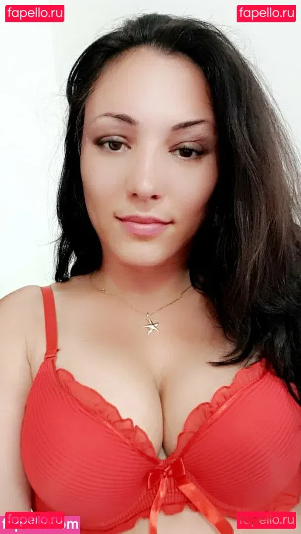 FoxyKara Onlyfans Photo Gallery 