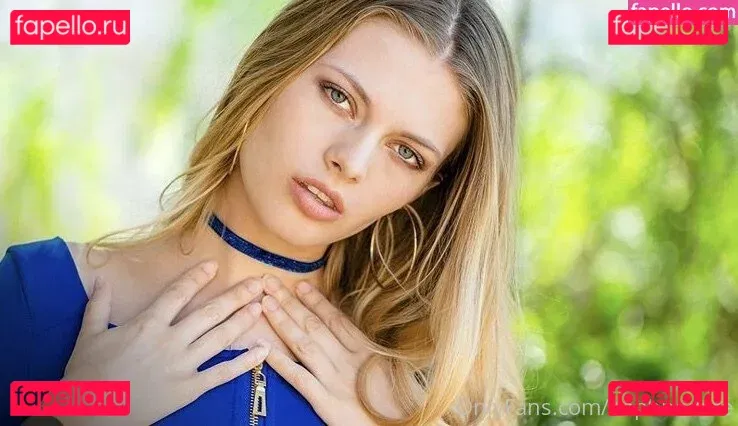 dafnedare Onlyfans Photo Gallery 