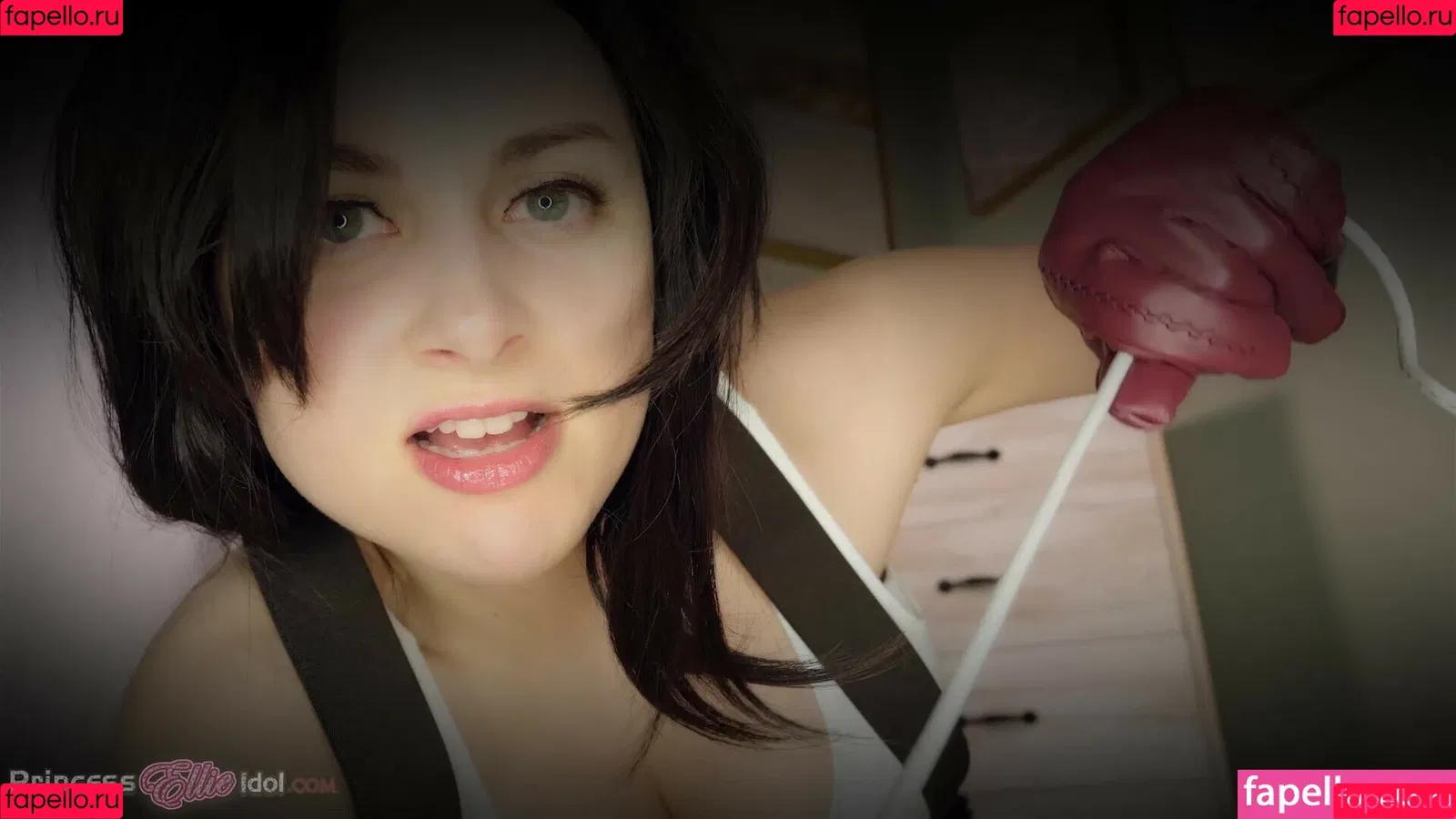 Ellie Idol Onlyfans Photo Gallery 