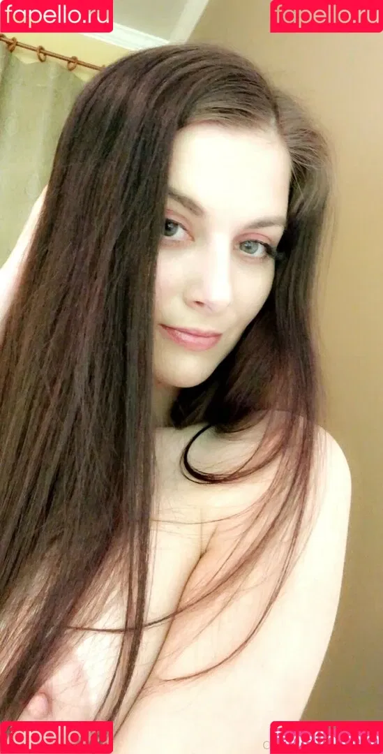 Ellie Idol Onlyfans Photo Gallery 