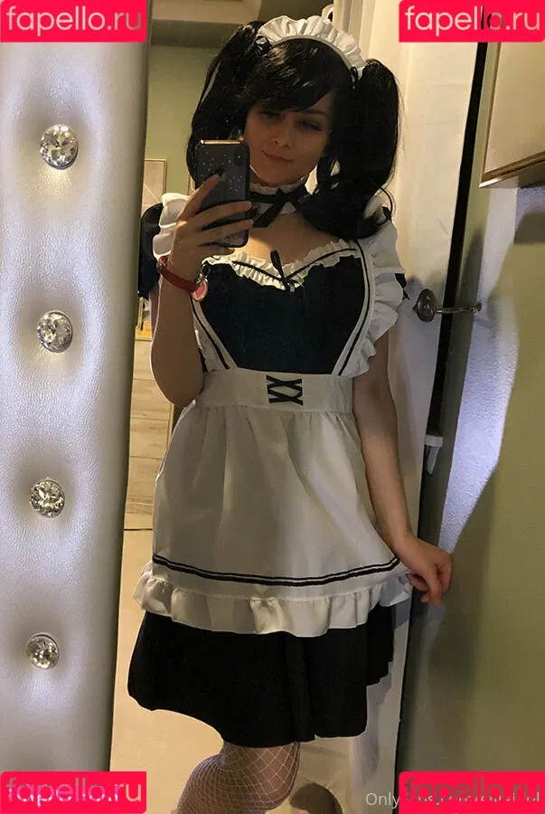 Ellie Idol Onlyfans Photo Gallery 