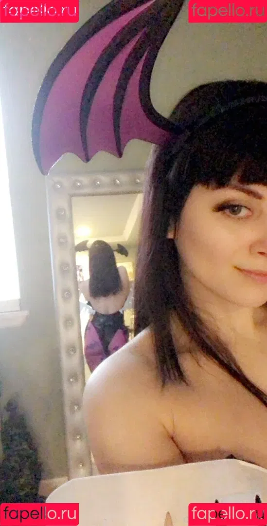 Ellie Idol Onlyfans Photo Gallery 