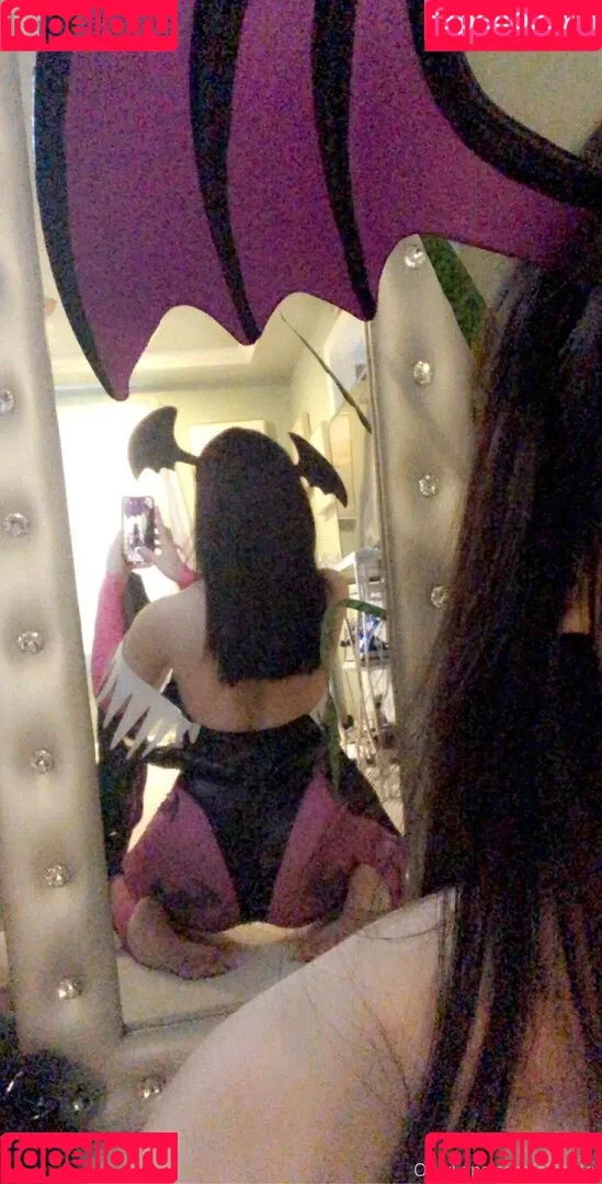 Ellie Idol Onlyfans Photo Gallery 