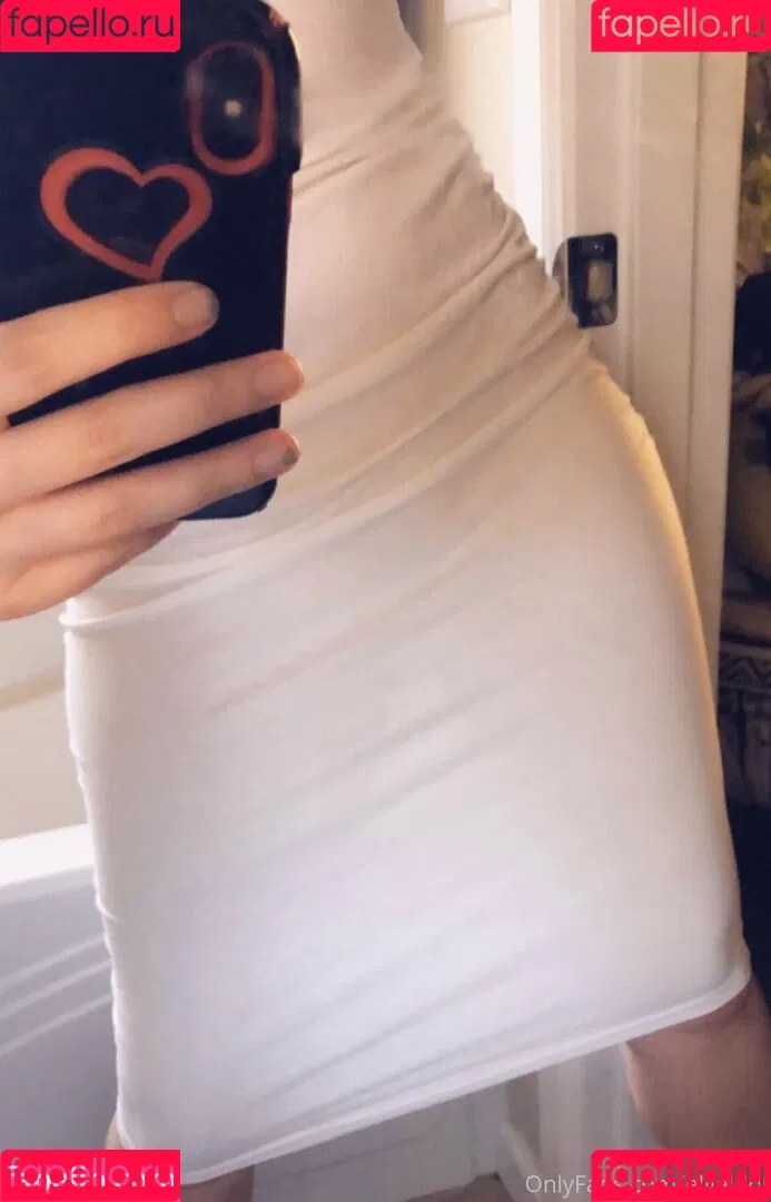 Ellie Idol Onlyfans Photo Gallery 
