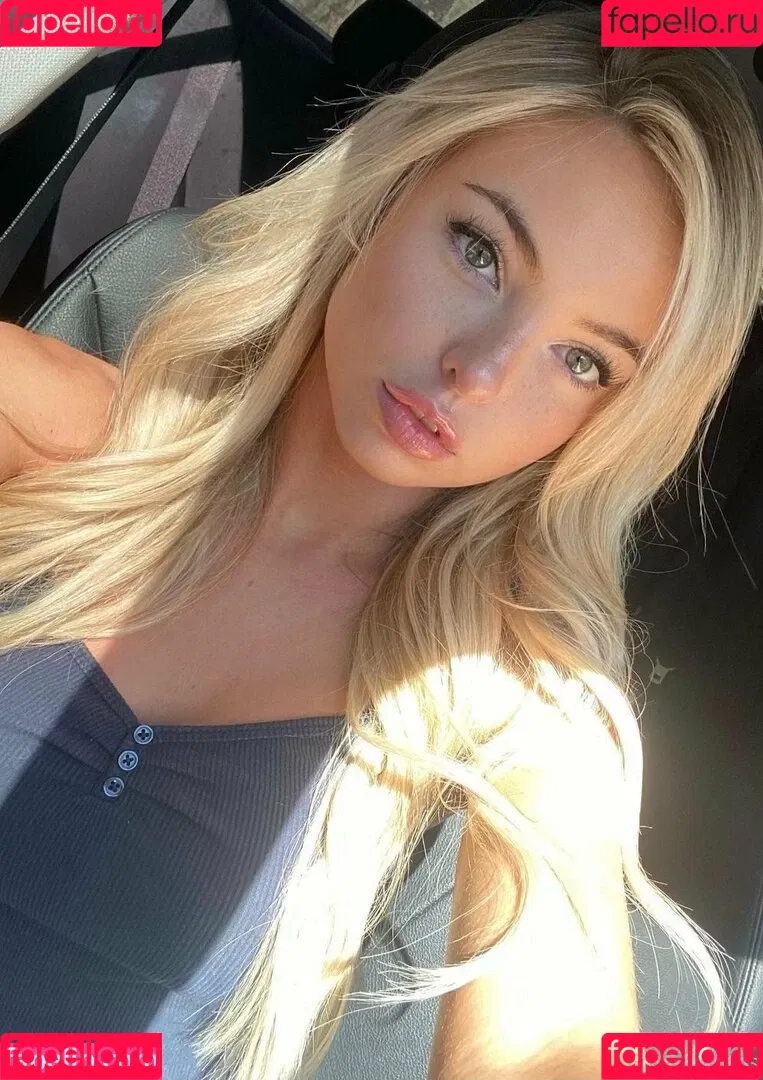 emmakotos Onlyfans Photo Gallery 