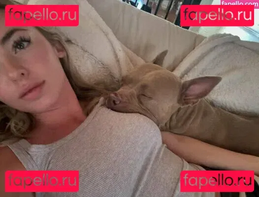 emmakotos Onlyfans Photo Gallery 