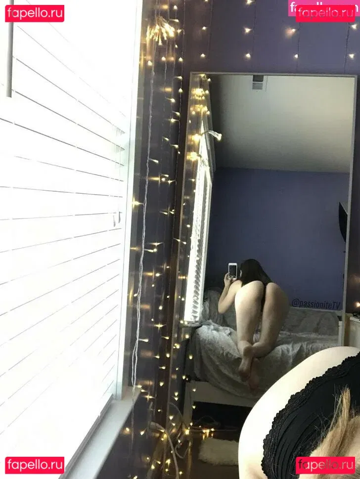 melvniely Onlyfans Photo Gallery 