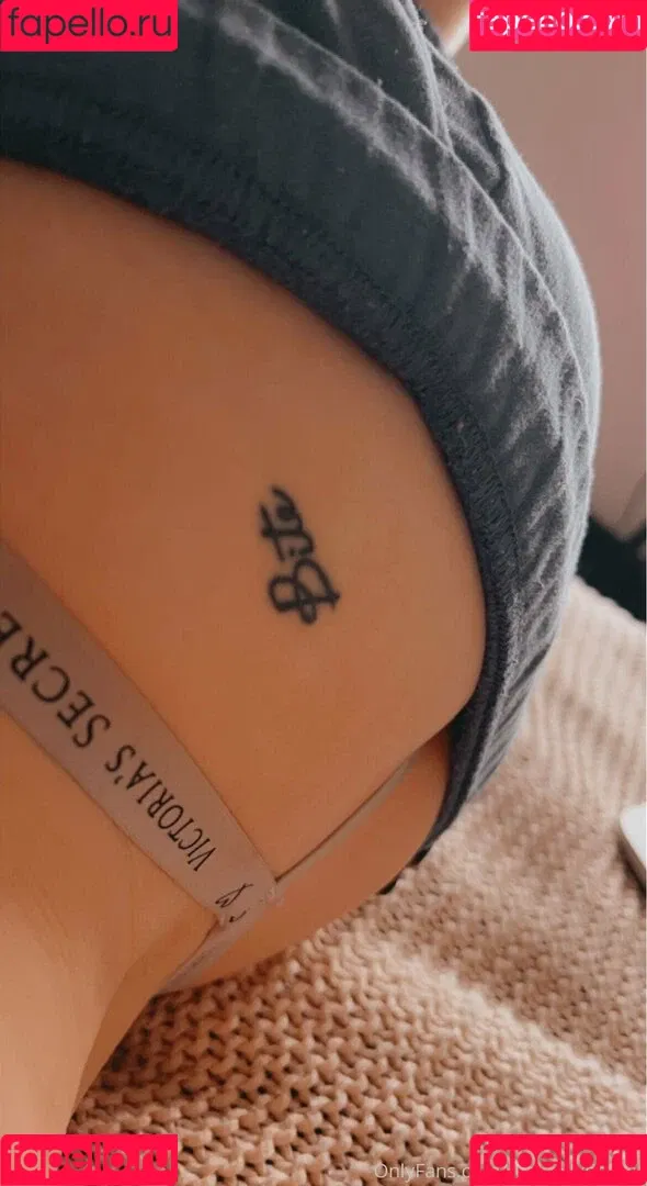 realpollypocket Onlyfans Photo Gallery 