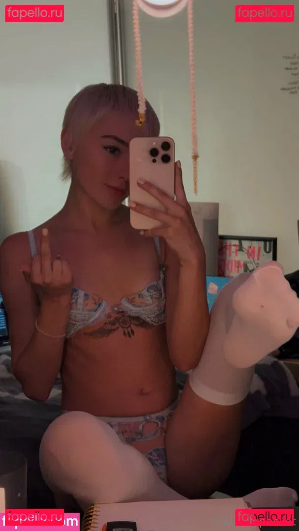 realpollypocket Onlyfans Photo Gallery 