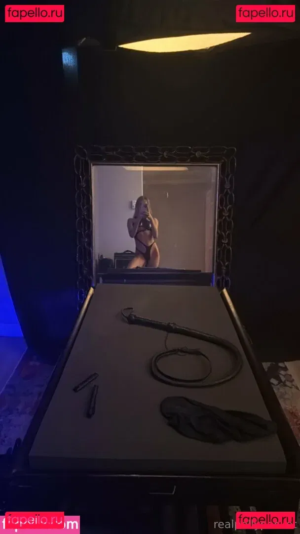 realpollypocket Onlyfans Photo Gallery 