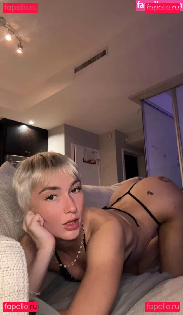 realpollypocket Onlyfans Photo Gallery 