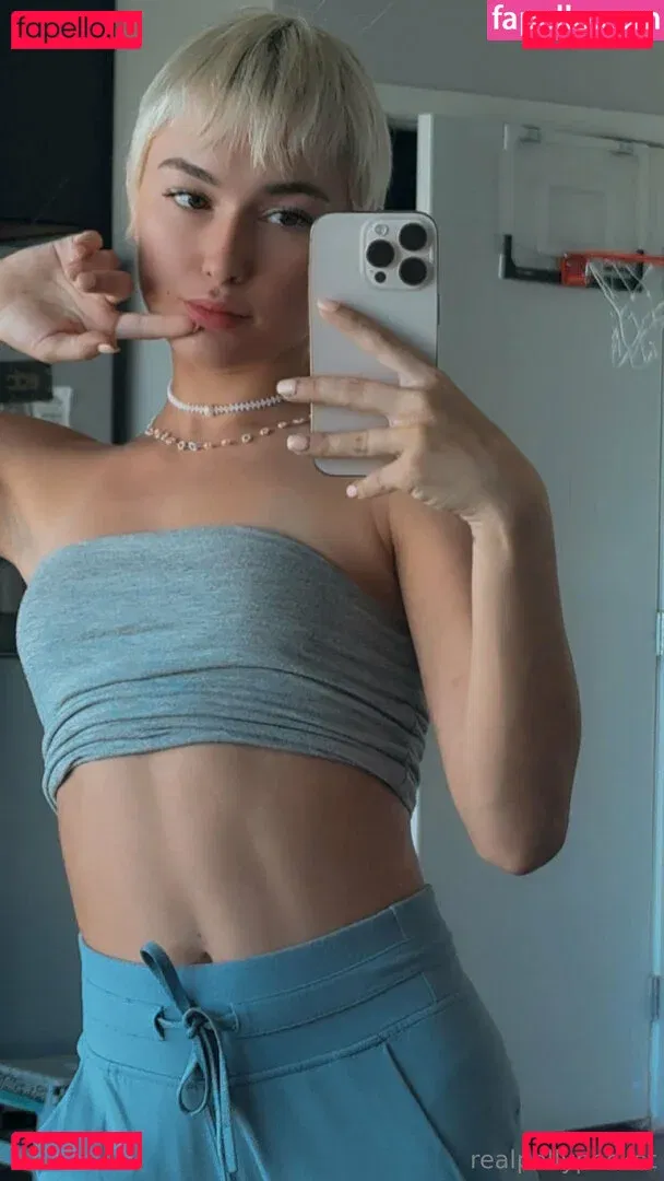 realpollypocket Onlyfans Photo Gallery 