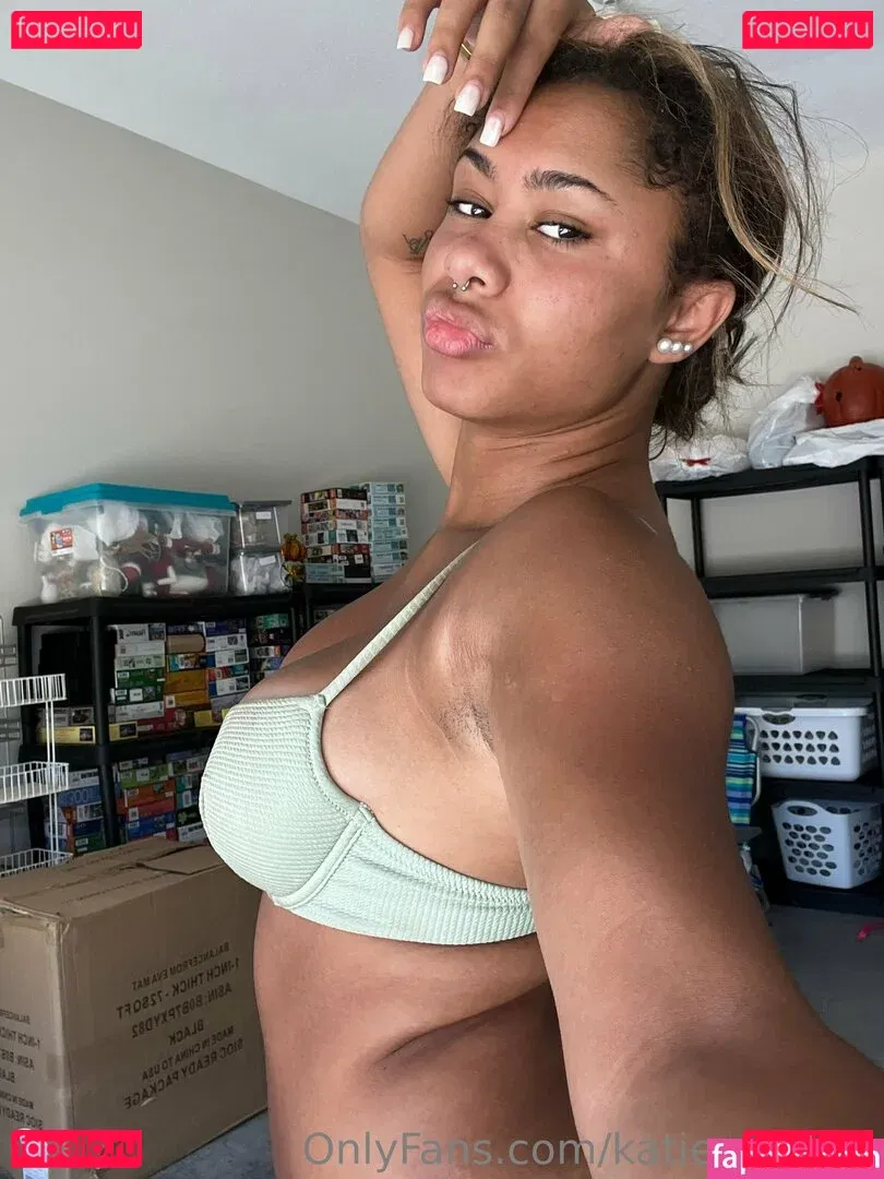 katieswrdvip Onlyfans Photo Gallery 