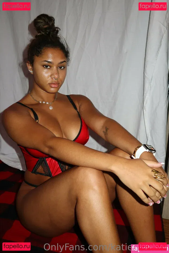 katieswrdvip Onlyfans Photo Gallery 