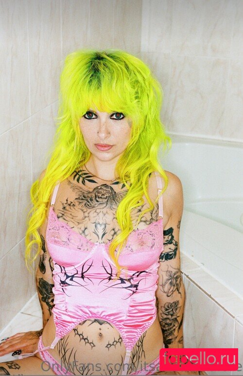 Avalon Valore Onlyfans Photo Gallery 