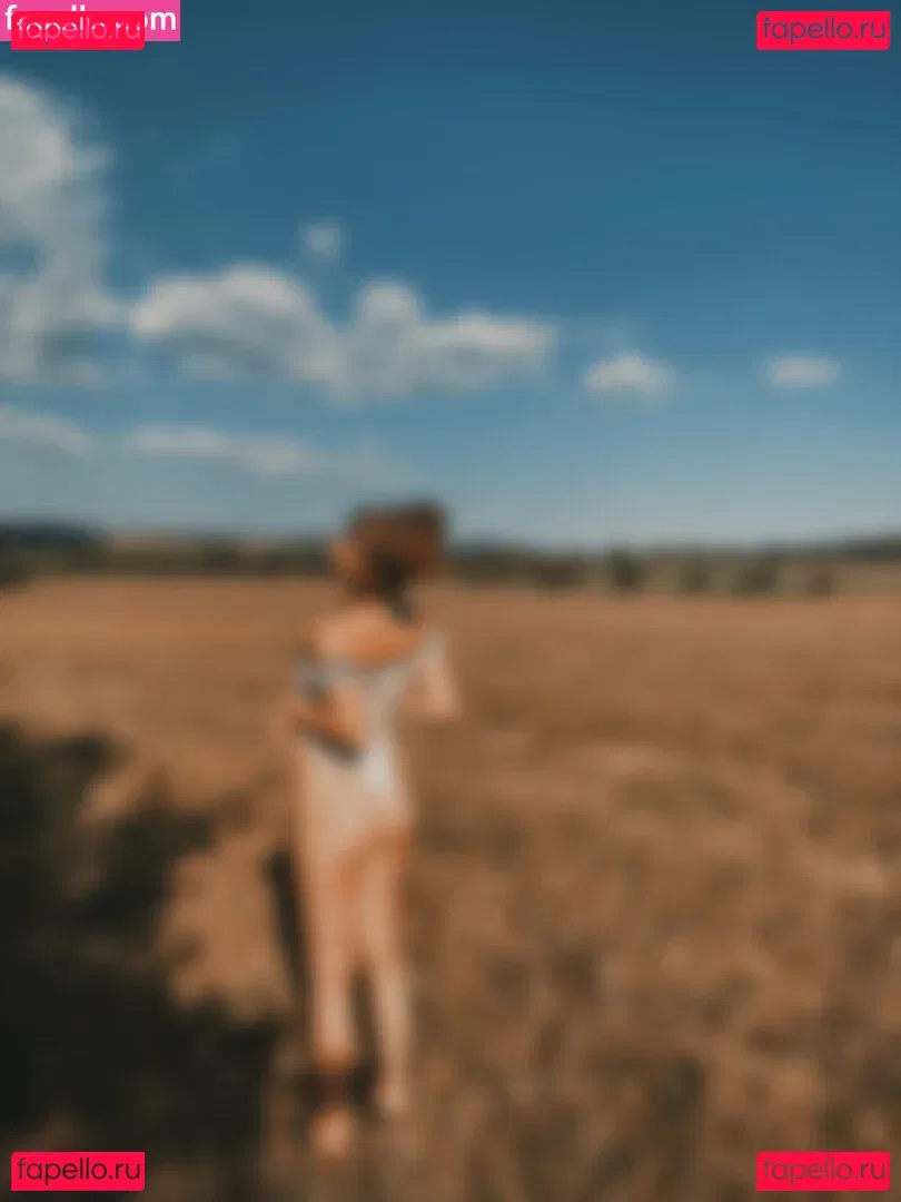 minalovegoodvids Onlyfans Photo Gallery 