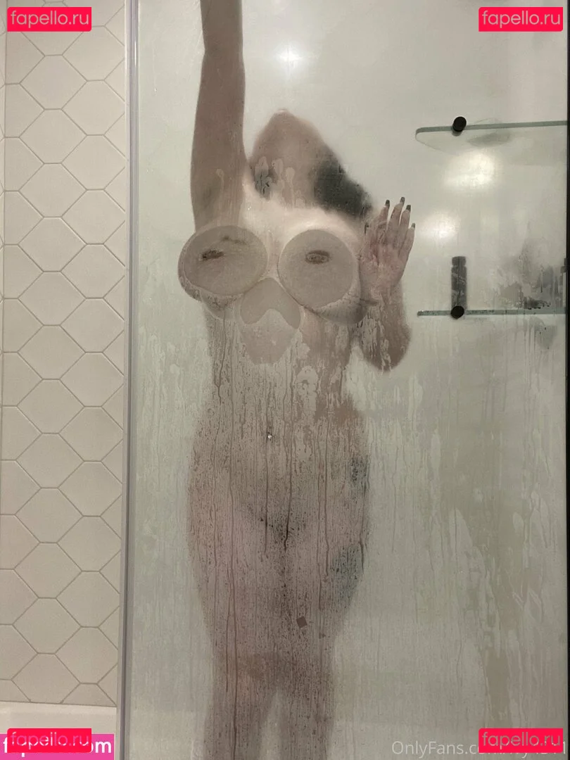 ivy4311 Onlyfans Photo Gallery 