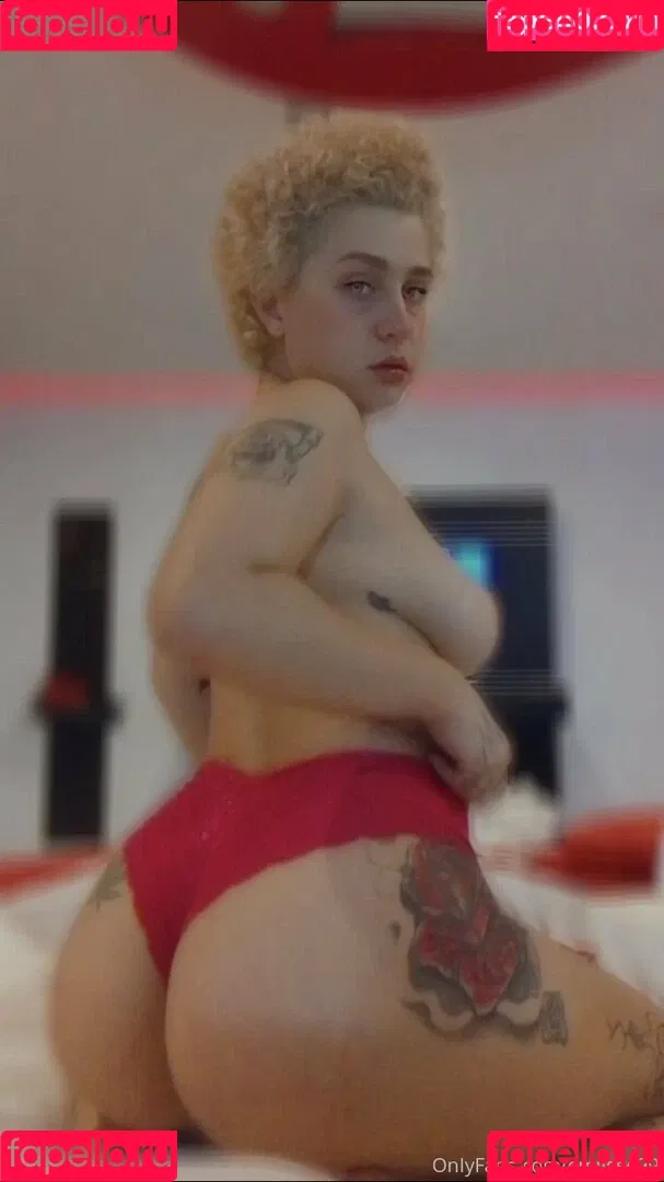emilsse99 Onlyfans Photo Gallery 